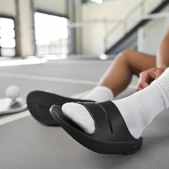 NWT! OOFOS OOahh‎ Slide, Black - Men’s Size 5, Women’s Size 7 main image 8